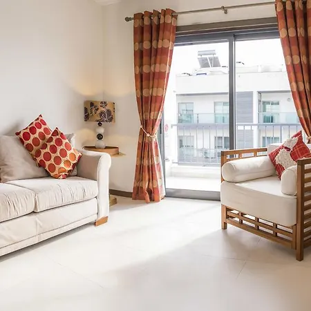 Apartamento B04 - Luxury 2 Bed W Terrace Pool