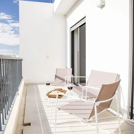 Apartamento B04 - Luxury 2 Bed W Terrace Pool