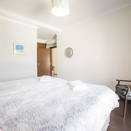 B04 - Luxury 2 Bed W Terrace Pool *