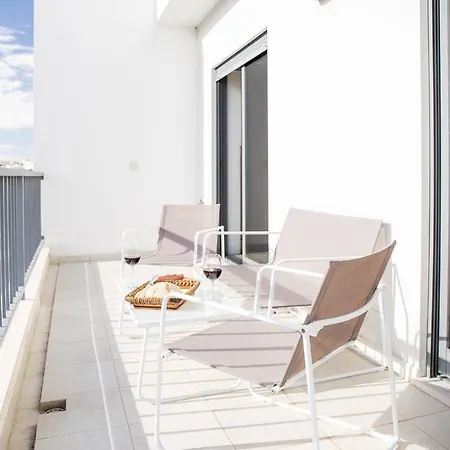 B04 - Luxury 2 Bed W Terrace Pool Apartamento *