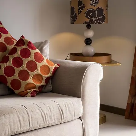 Διαμέρισμα B04 - Luxury 2 Bed W Terrace Pool