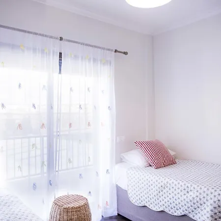 B04 - Luxury 2 Bed W Terrace Pool Διαμέρισμα