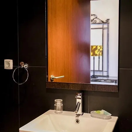 B04 - Luxury 2 Bed W Terrace Pool Διαμέρισμα